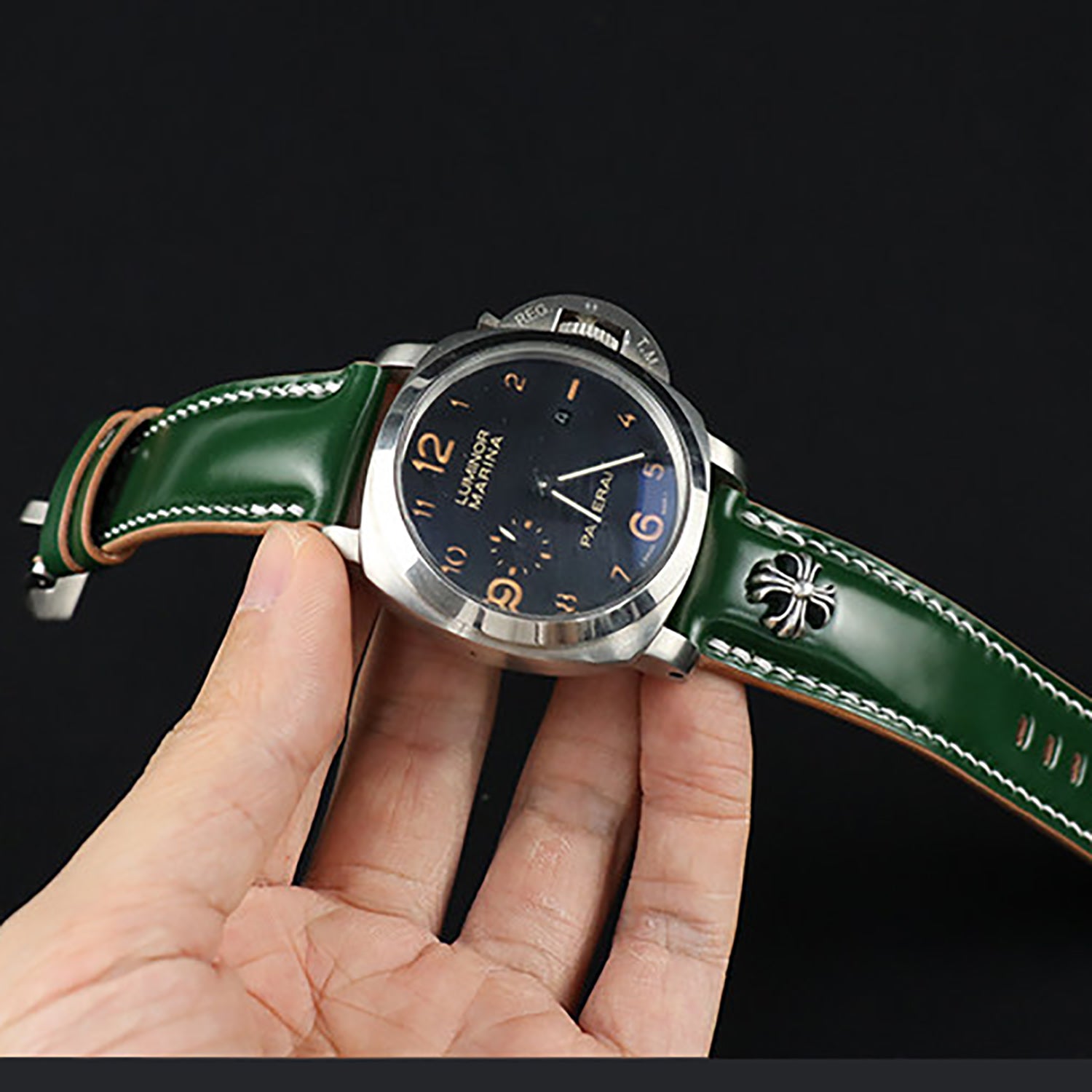 Handcrafted Horsehide Leather Watch Strap with Silver-Tone Hardware for Panerai Watches - Vintage & Premium Aesthetic