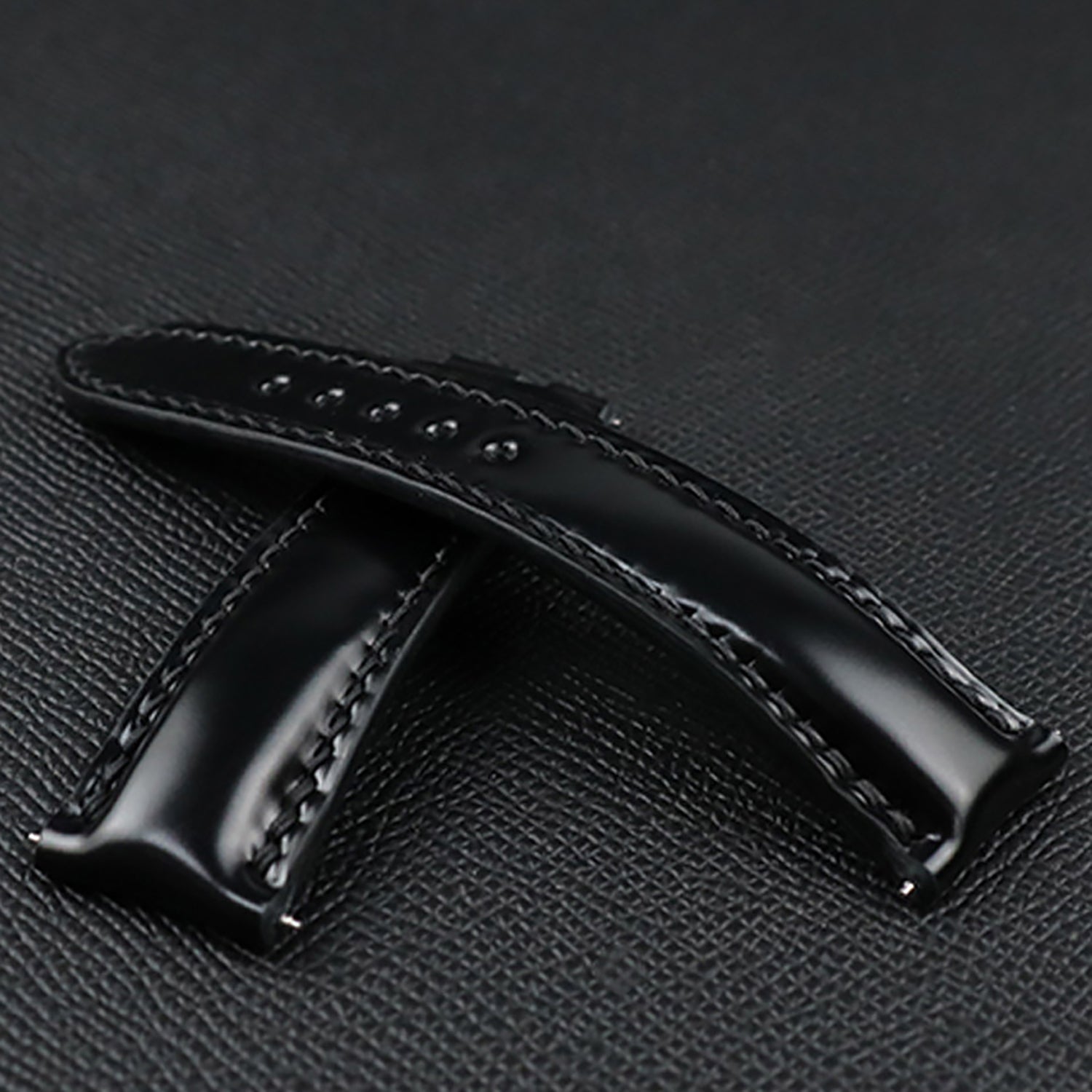 Two-sided genuine leather watch strap - horsehide front, top-grain leather back - handmade, universal fit for Apple, Huawei, Tissot