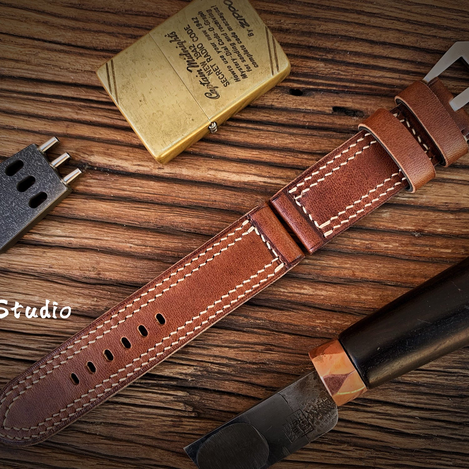 Handcrafted Custom Leather Watch Strap, British Vintage Style, Made of Brown Old-Growth Leather, Soft with Double Thread Sandwich Structure