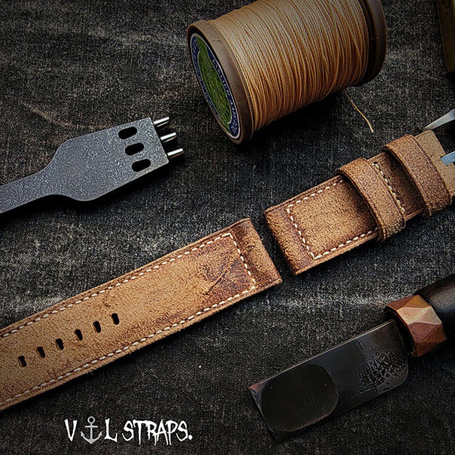 Handmade Watch Strap Customization - British Oil-Waxed Full-Grain Leather, Desert Tan-Green Vintage Pilot Pin-Buckle Strap