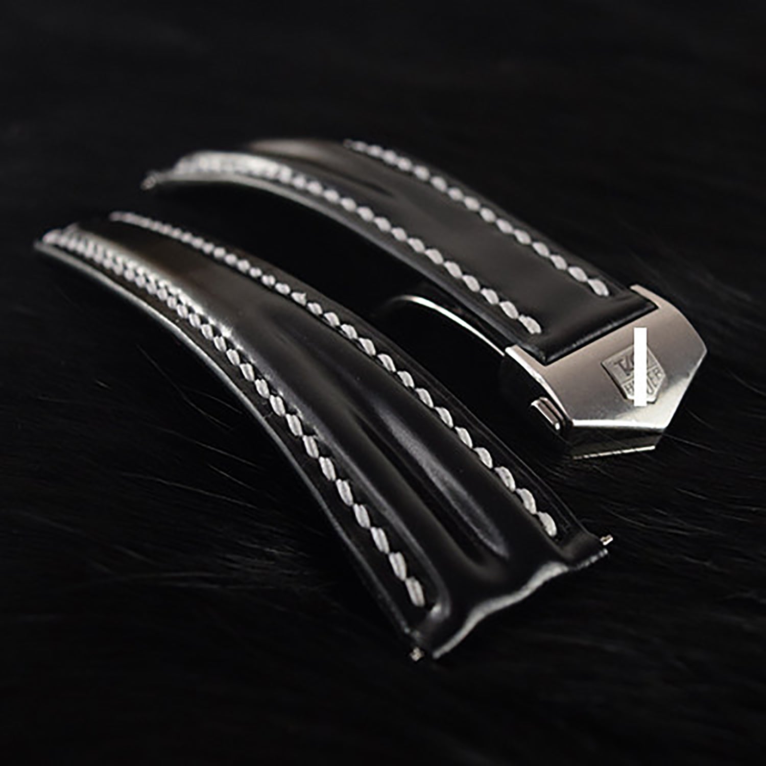 Compatible with TAG Heuer Watches - Handcrafted Custom Leather Strap, Available in Adjustable Lengths, Double-Sided Chromexcel Leather