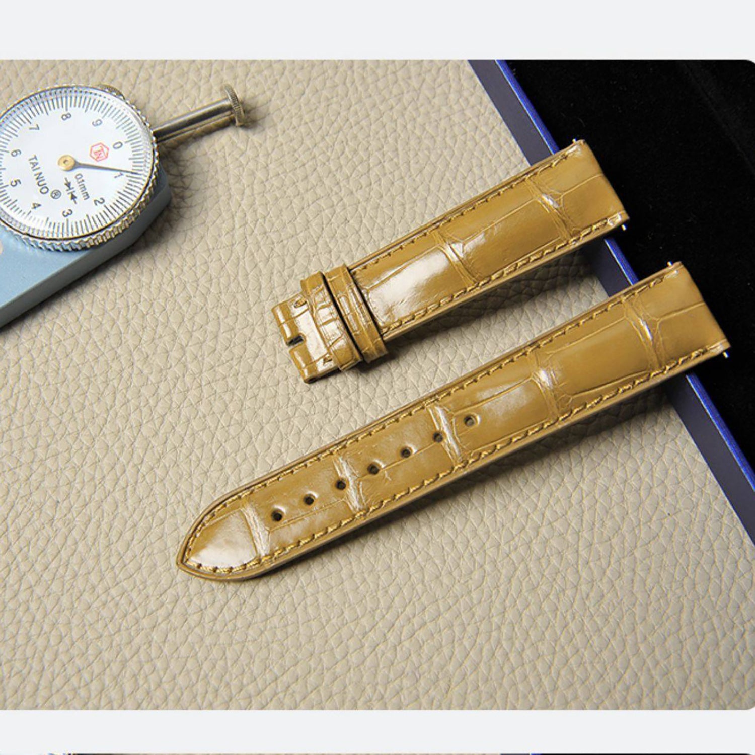 Soft Medium-Gloss American Alligator Leather Watch Strap for Men, Suitable for Jaeger-LeCoultre, Girard-Perregaux and IWC Watches