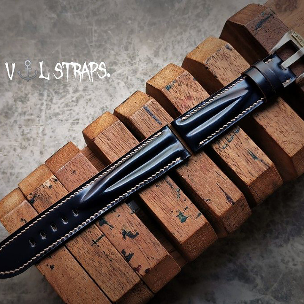 Handcrafted Custom Watch Strap - Horsehide with Drum Effect & Double-Strand Sword Bone Design, Glossy Black & Brown, Soft & Comfortable, Minimalist Style