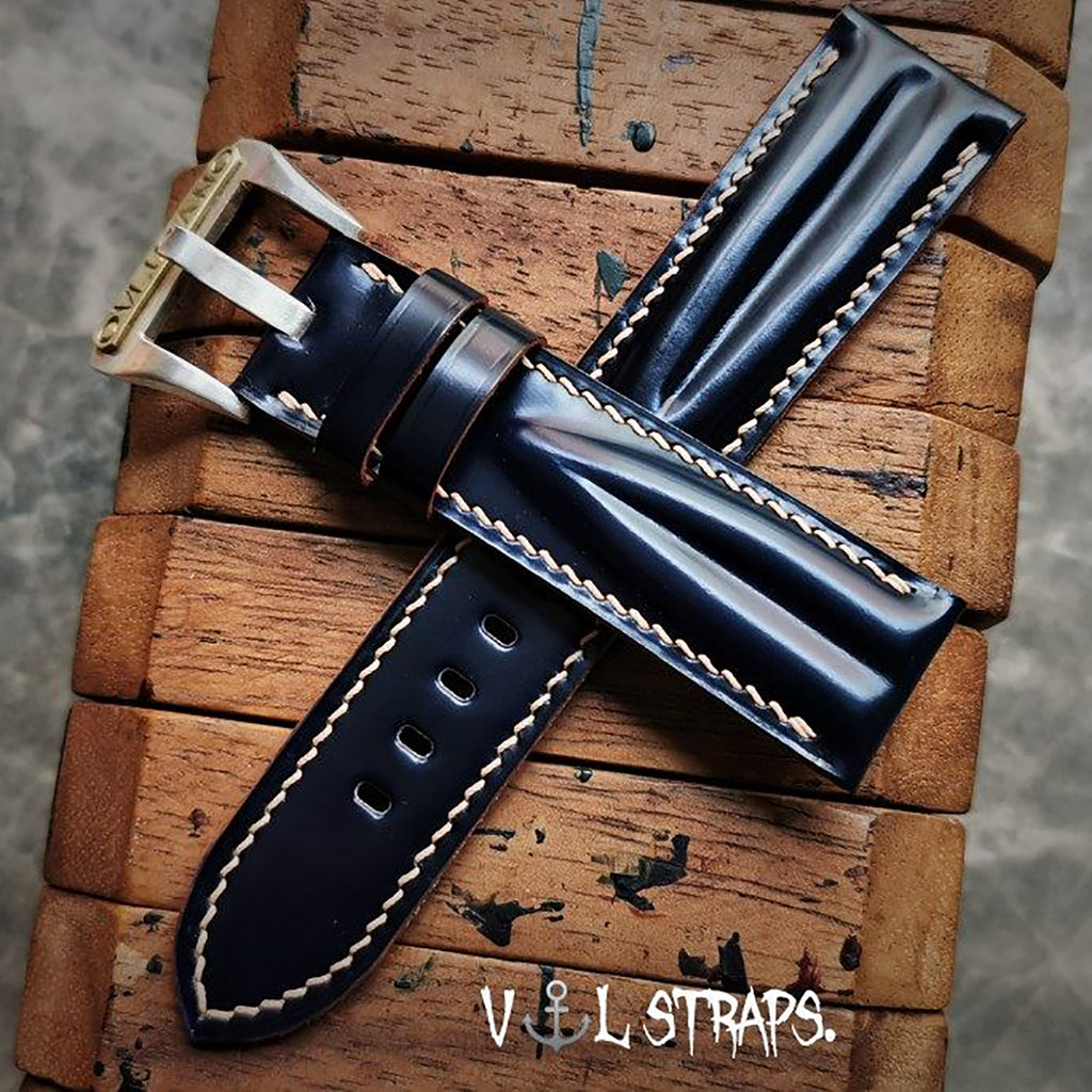 Handcrafted Custom Watch Strap - Horsehide with Drum Effect & Double-Strand Sword Bone Design, Glossy Black & Brown, Soft & Comfortable, Minimalist Style