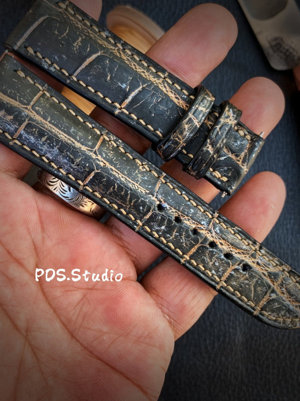 Handmade Custom American Retro Black & Gold American Alligator Leather Watch Strap - Frosted Texture, Sweat-Resistant, Soft, Pin Buckle