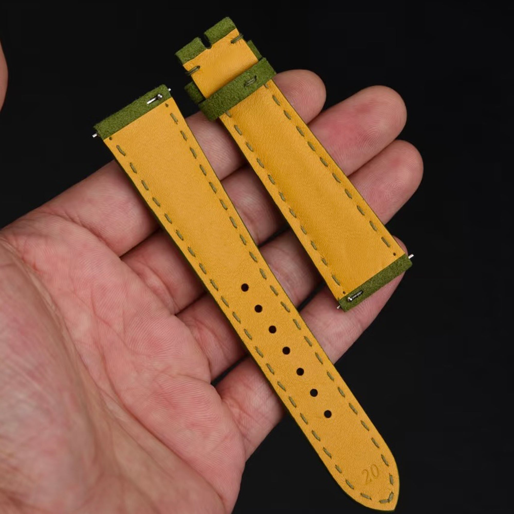 Fits watch straps for Rolex, Patek Philippe, Omega, IWC and other brands.