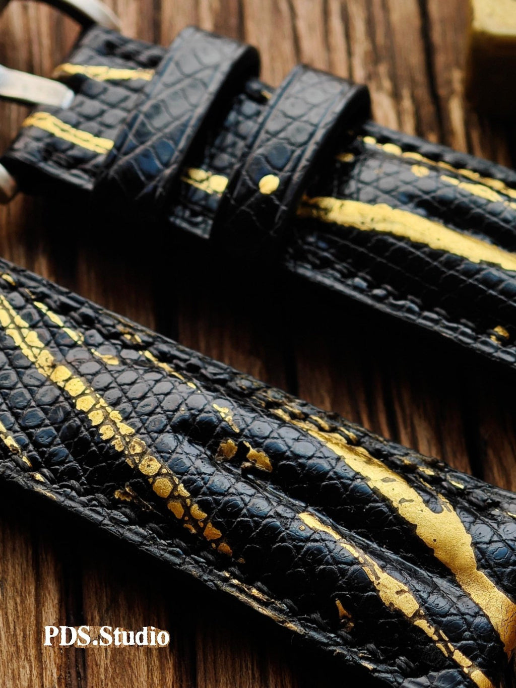Handmade Custom Spanish Gilt Lizard Skin Watch Strap - Waterproof, Sweat-Resistant, Raised Texture, Black Pin Buckle