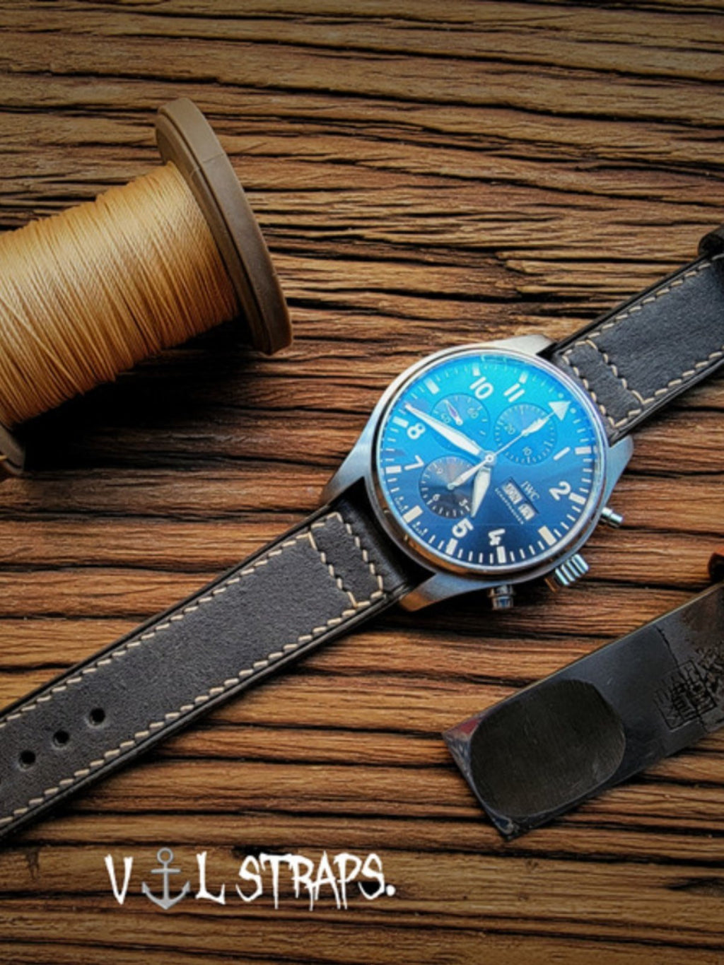 Handcrafted Custom Italian Leather Watch Strap - Meteorite Gray, Soft & Comfortable, Pilot & Portuguese Style with Pin Buckle