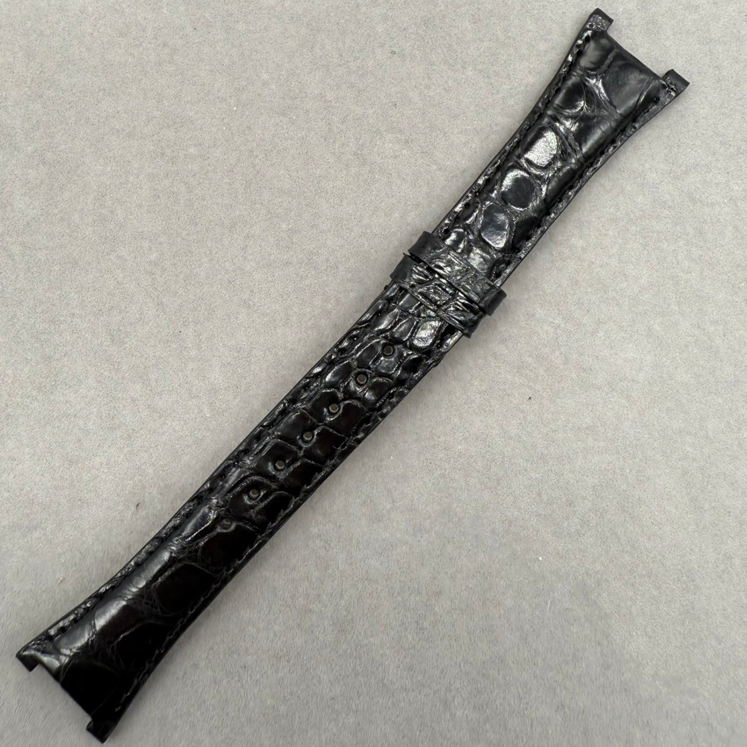 Handcrafted Black Glossy Circular Pattern Alligator Leather Watch Strap for Patek Philippe Ladies' 7010