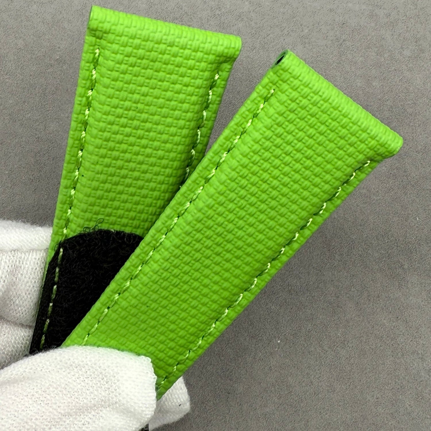 Handcrafted Custom Grass Green Nylon Texture Fluororubber Hook-and-Loop Strap for Rolex & Omega