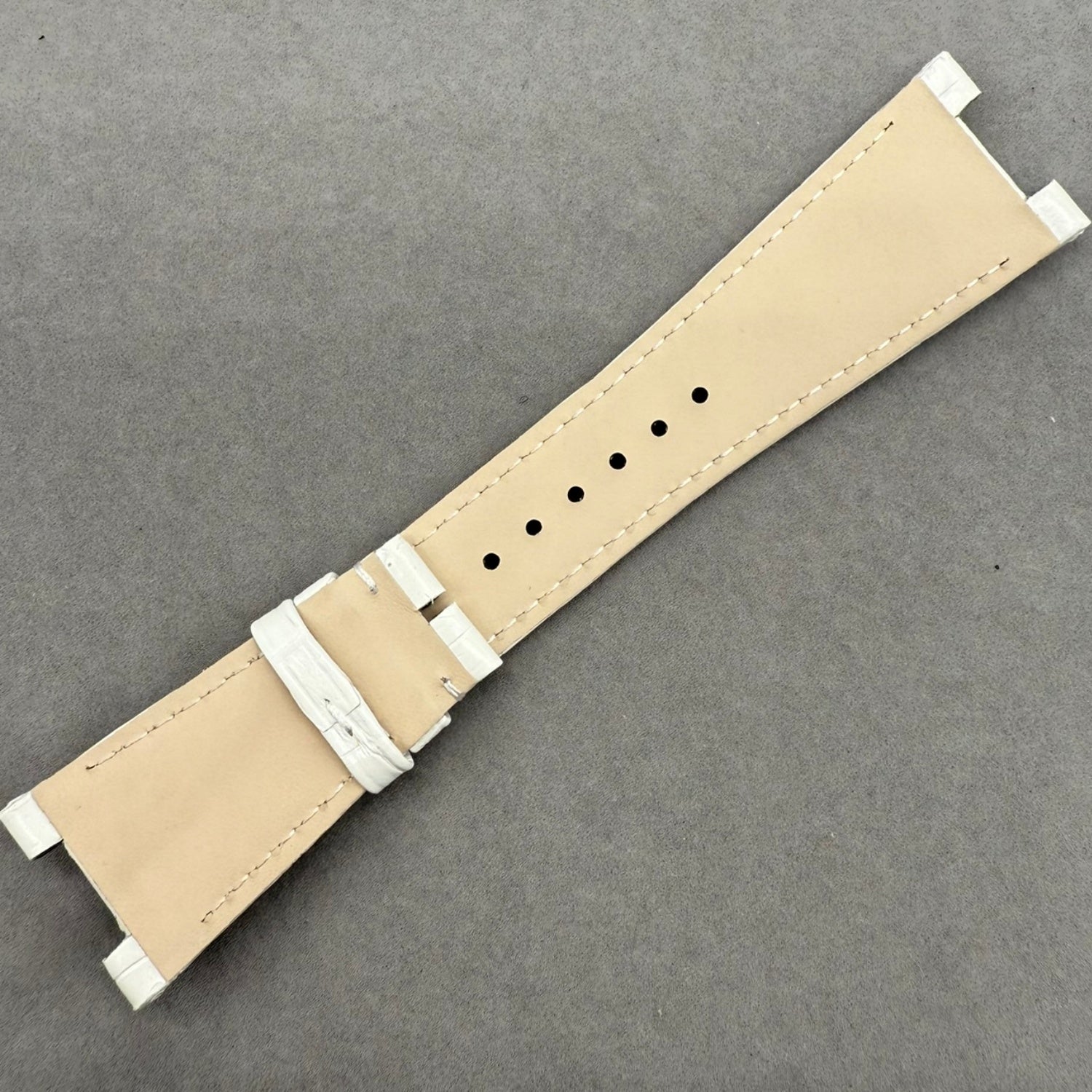 Custom Handmade White Alligator Leather Watch Strap for Patek Philippe Sports Elegance Series 5711/5712