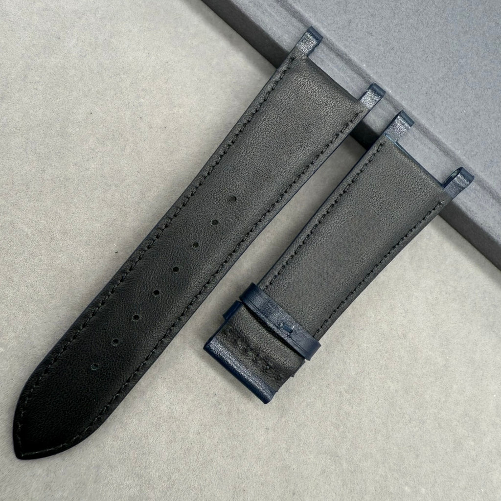 Handcrafted for Versace's models, this strap is made of high-quality Cowhide leather with a smooth texture
