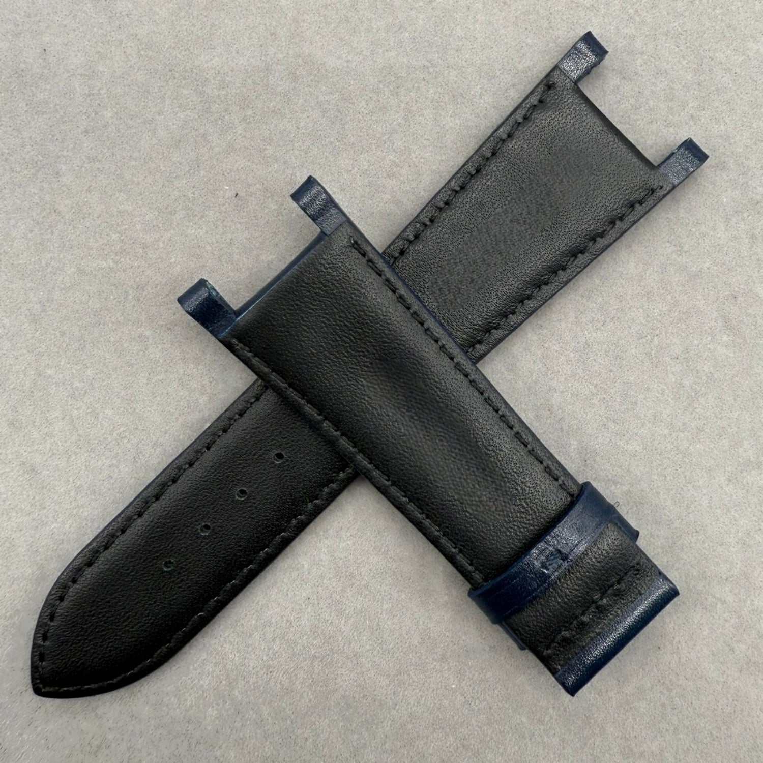 Handcrafted for Versace's models, this strap is made of high-quality Cowhide leather with a smooth texture