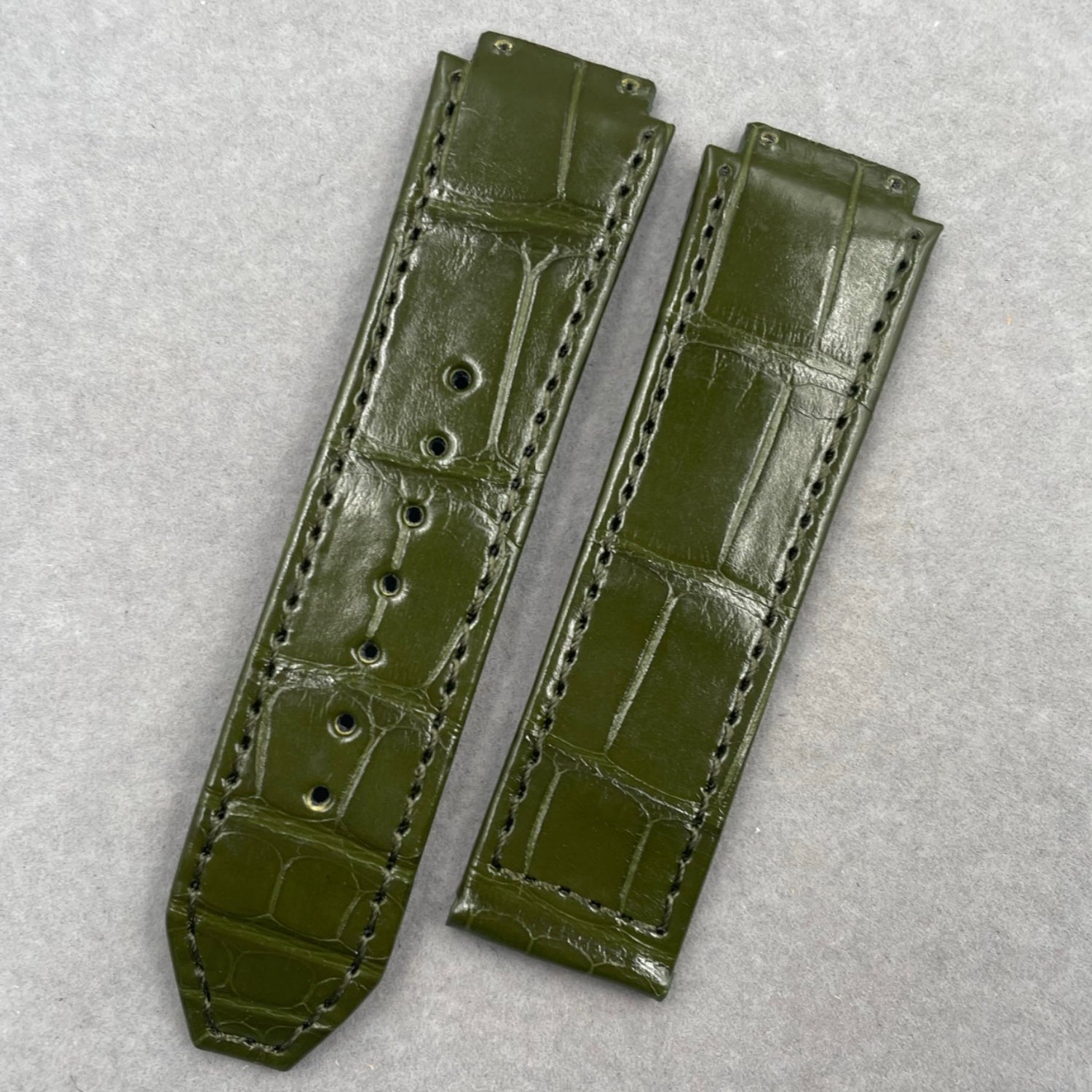Compatible with Hublot Big Bang Classic Fusion 501/521 Olive Green ALLIGATOR Leather Folding Genuine Leather Strap