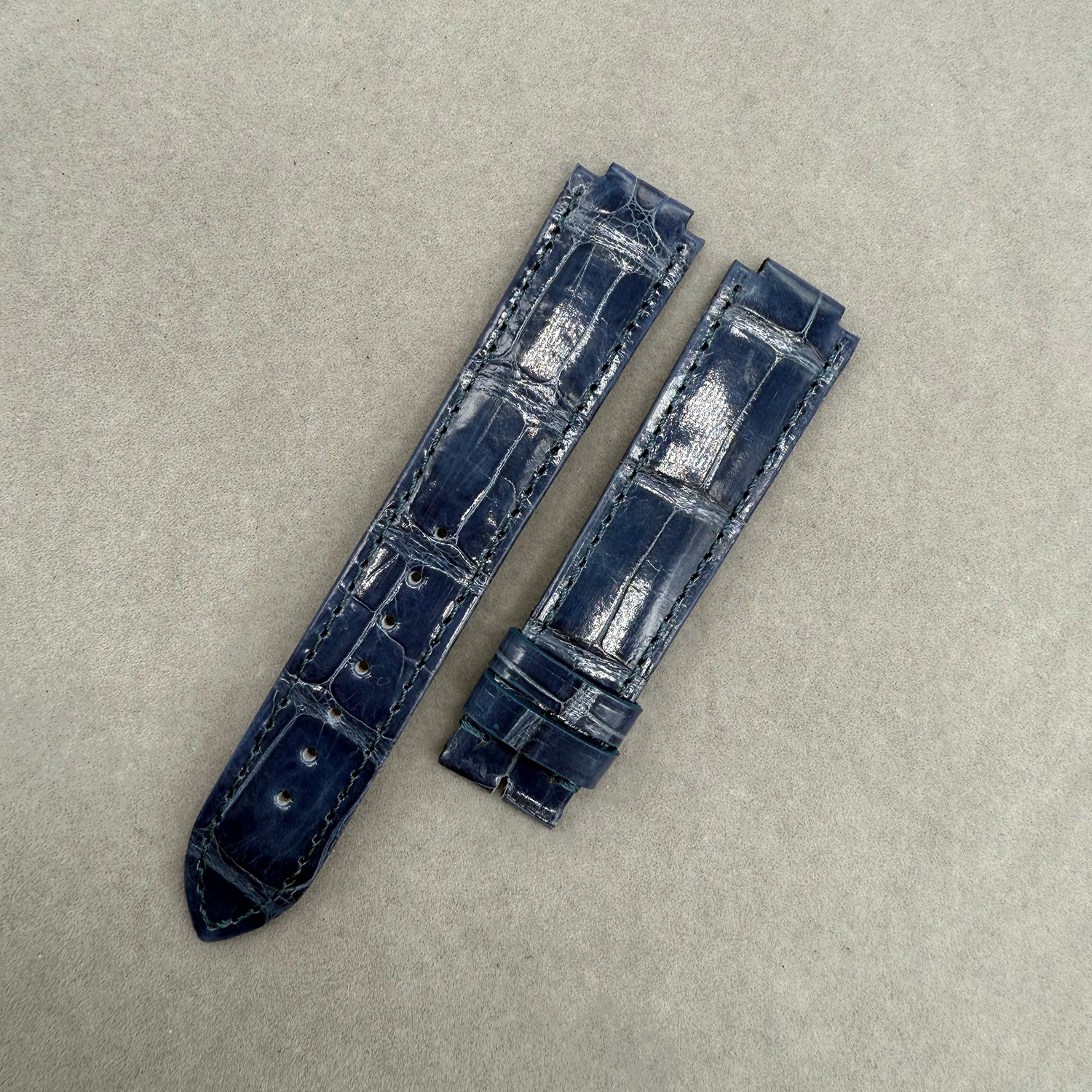 Compatible with Cartier Ballon Bleu Polished ALLIGATOR Strap Pin Buckle Style