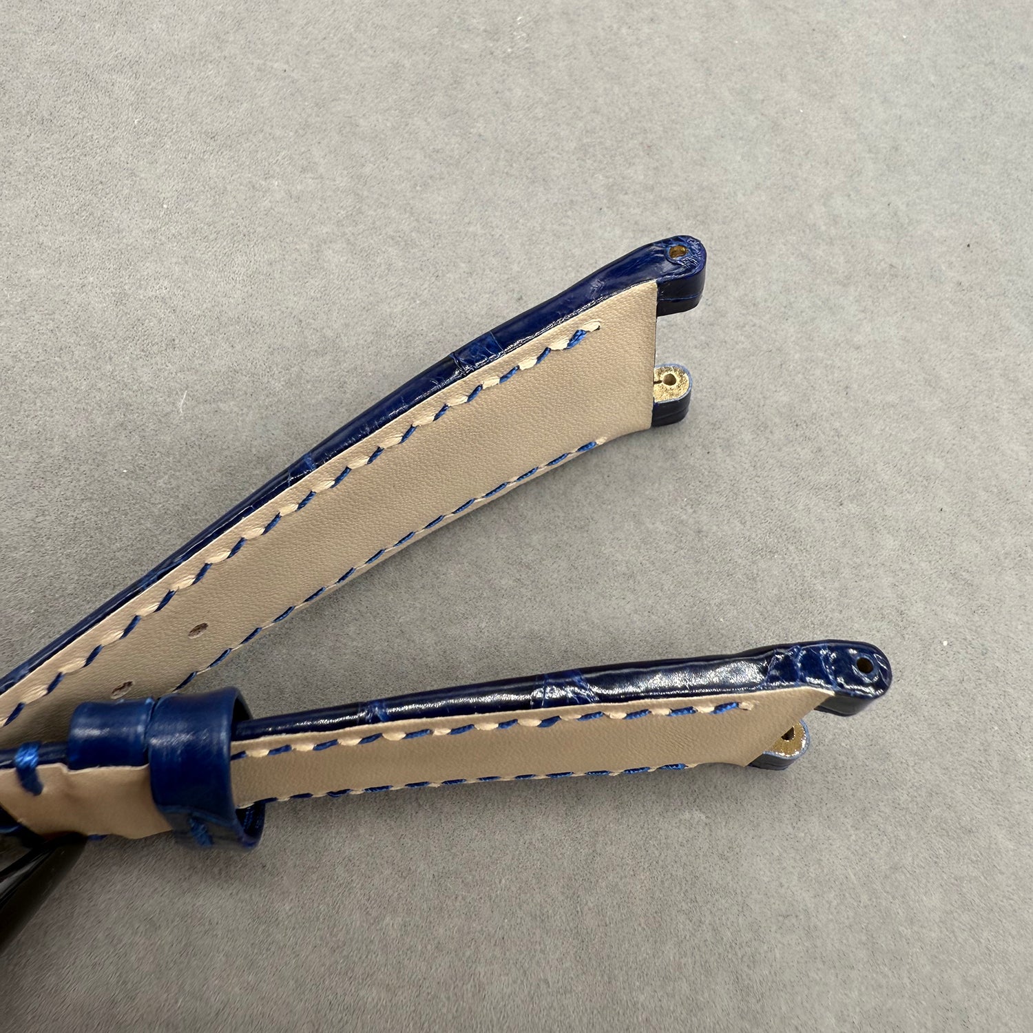 Compatible with Patek Philippe Nautilus 5712 Polished ALLIGATOR Strap
