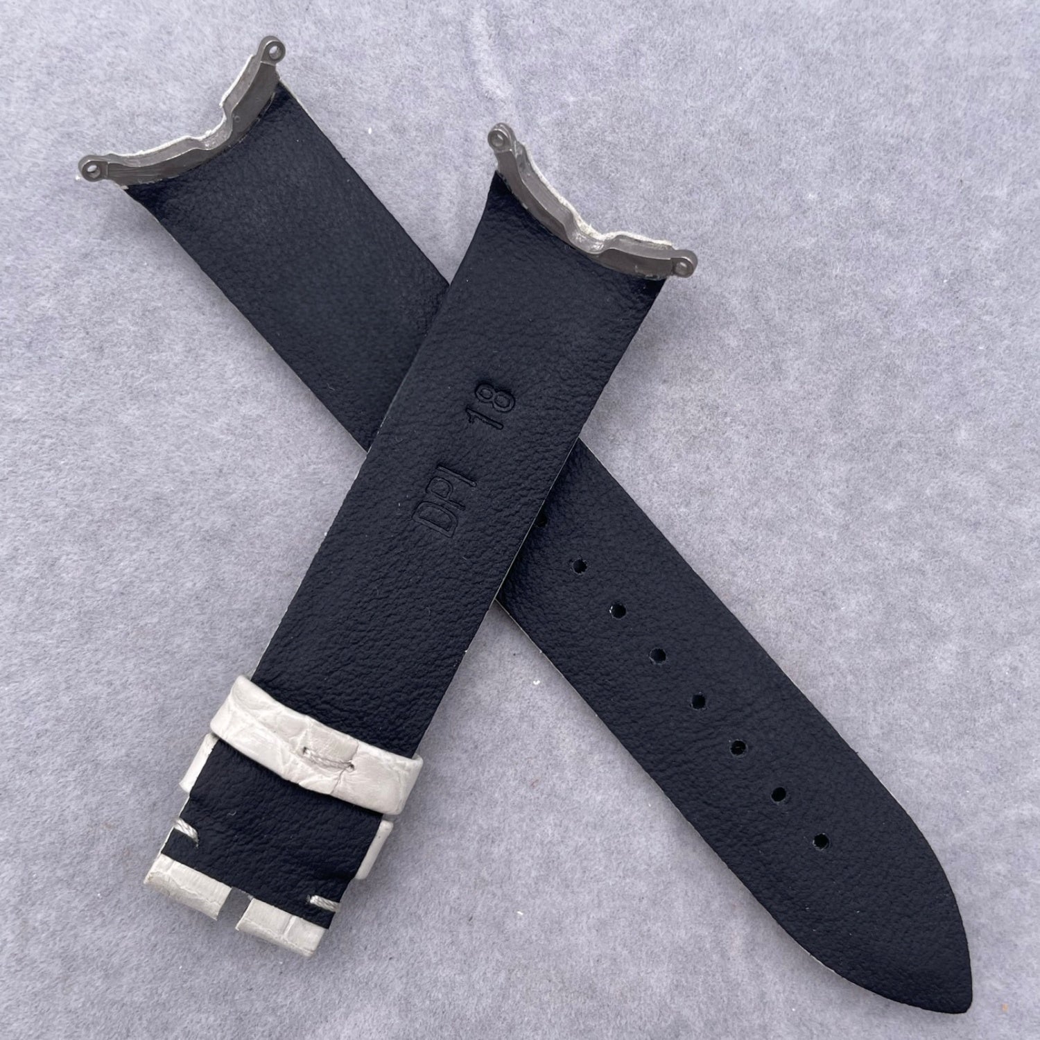 Alligator Leather Watch Strap for Piaget Limelight Gala 69 Series G0A41260 - Light Grey