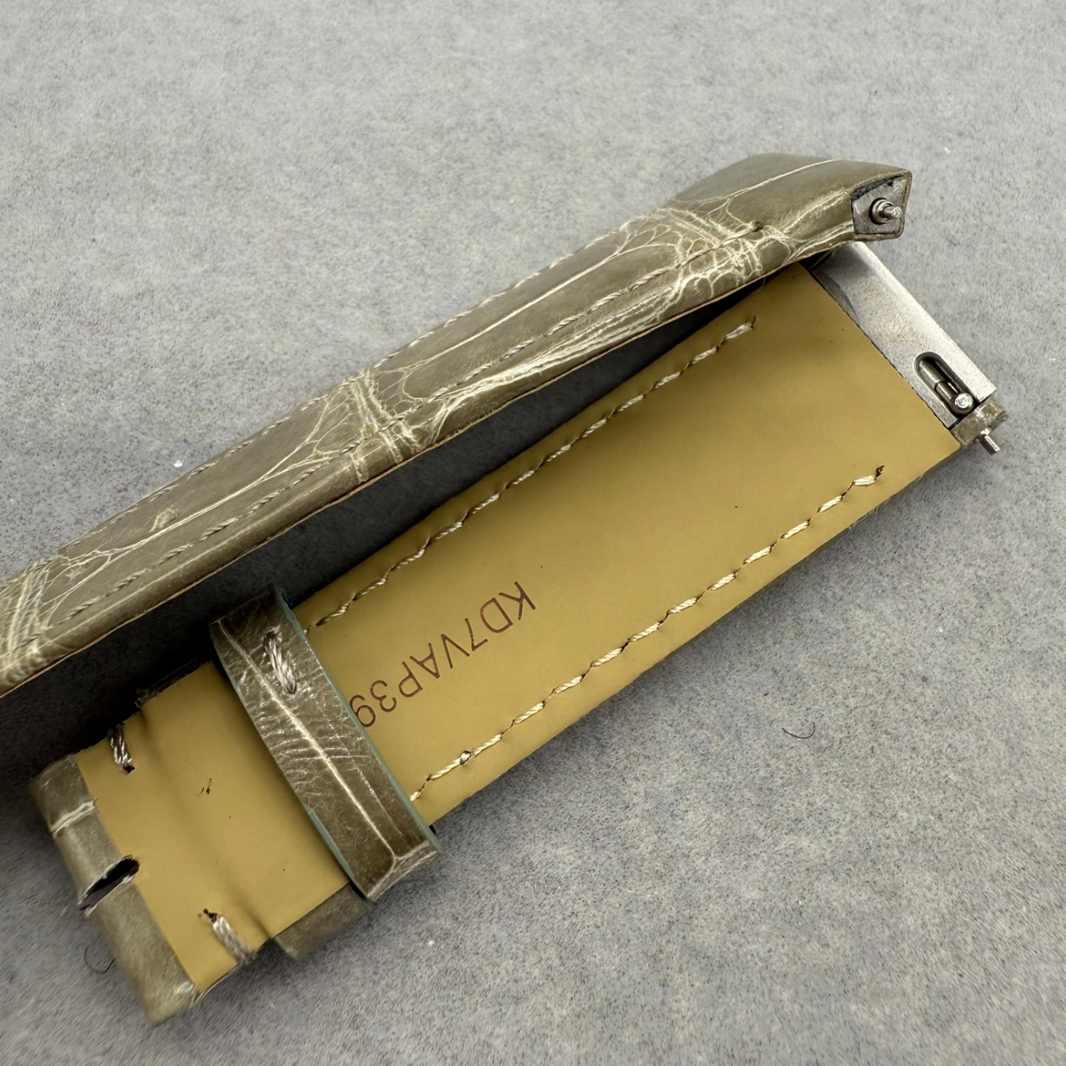 Compatible with Cartier Dumont Grey High-Gloss Crocodile Leather Watch Strap