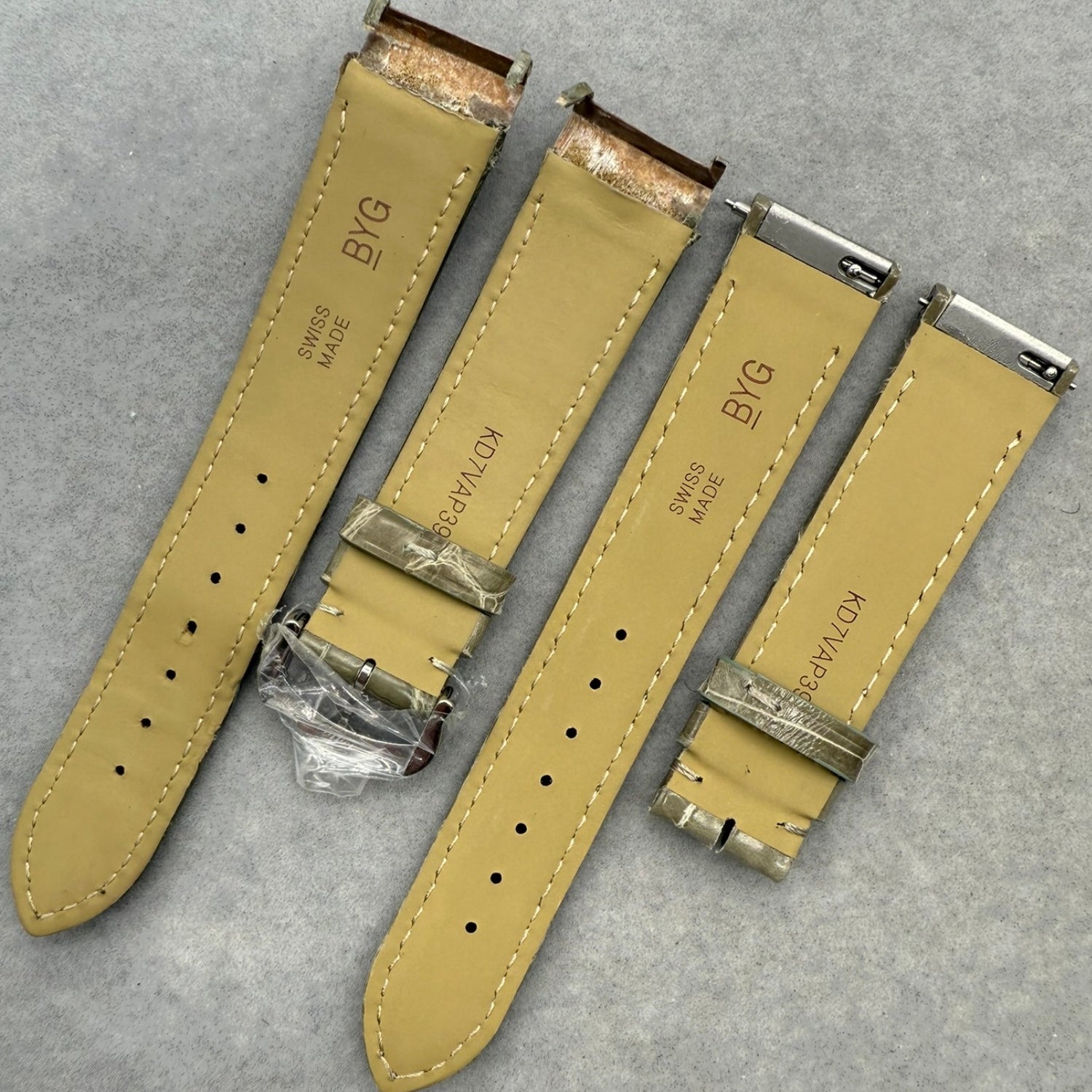 Compatible with Cartier Dumont Grey High-Gloss Crocodile Leather Watch Strap