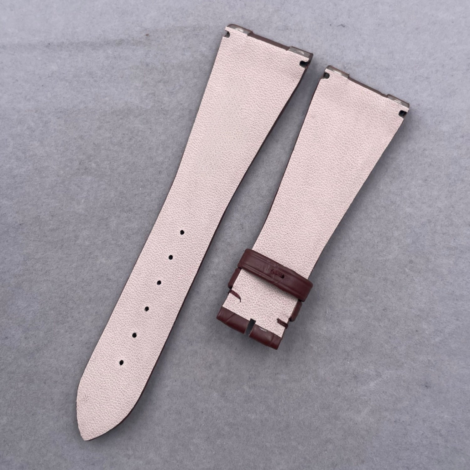 Handcrafted Custom ALLIGATOR Leather Strap for Girard-Perregaux 1945 Series 25805/25815 (Headsnap Version)