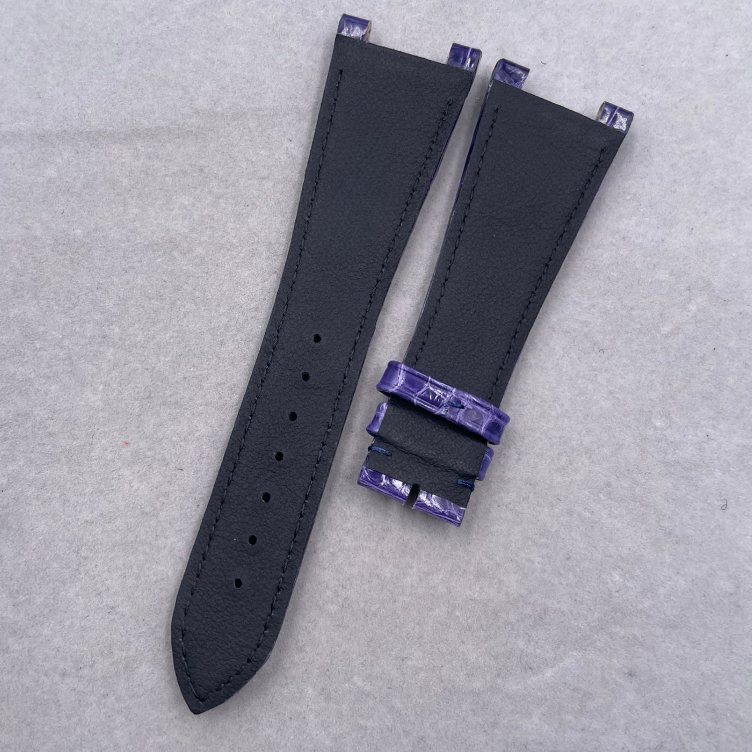 Compatible with Girard-Perregaux 81010 Series Notched Purple Crocodile Leather Watch Strap