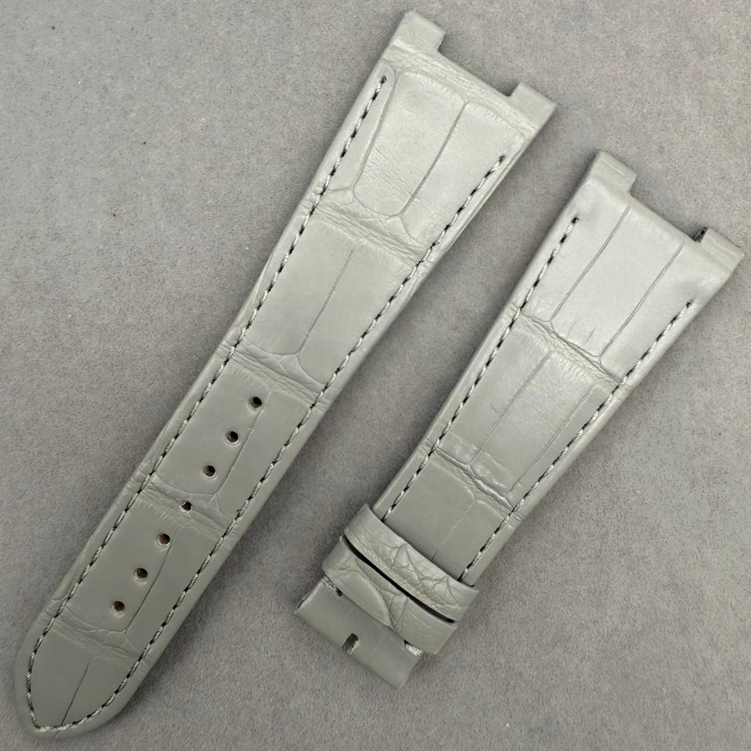 Custom Handmade Light Gray Alligator Leather Watch Strap for Patek Philippe Sports Elegance Series 5711/5712