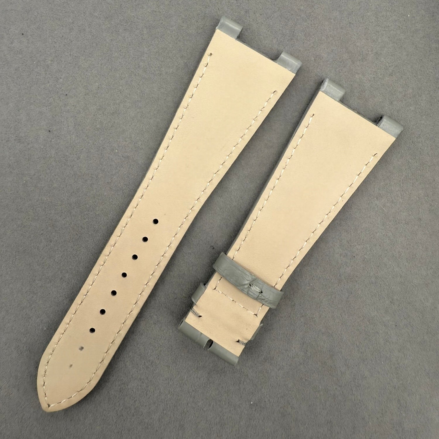 Custom Handmade Light Gray Alligator Leather Watch Strap for Patek Philippe Sports Elegance Series 5711/5712