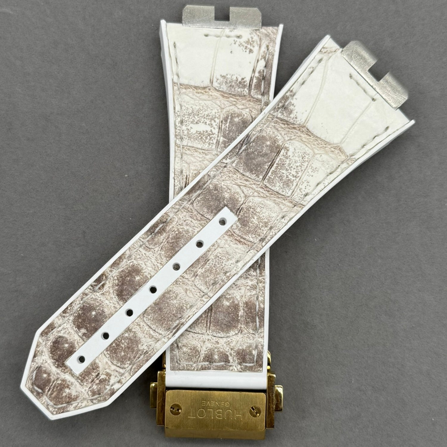 Handcrafted Custom ALLIGATOR Watch Strap for Hublot Big Bang 411 Himalayan - Quick-Release Leather