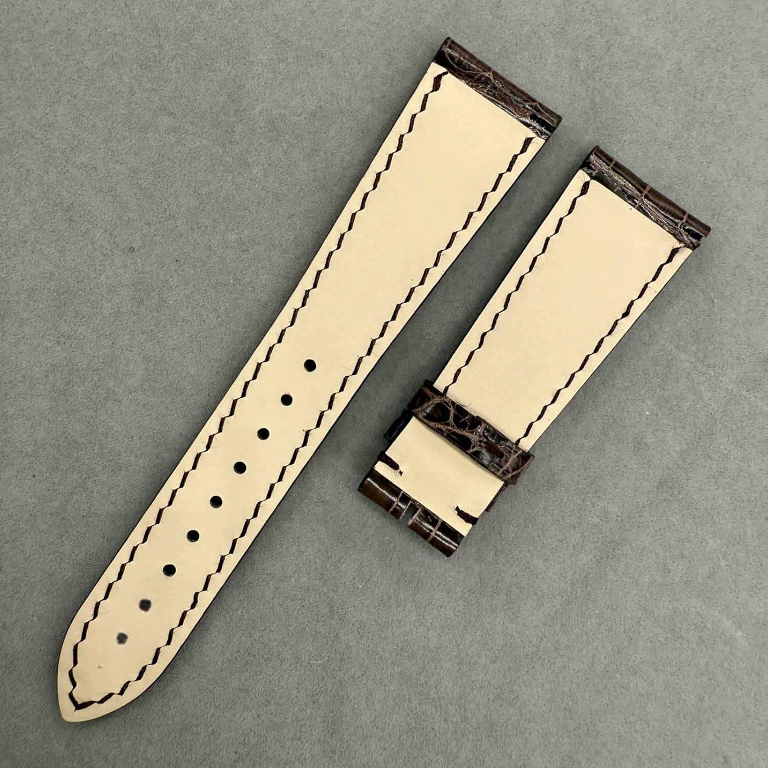 Handcrafted Glossy Brown Alligator Leather Watch Strap for Patek Philippe Complicated Chronograph 5370/5320