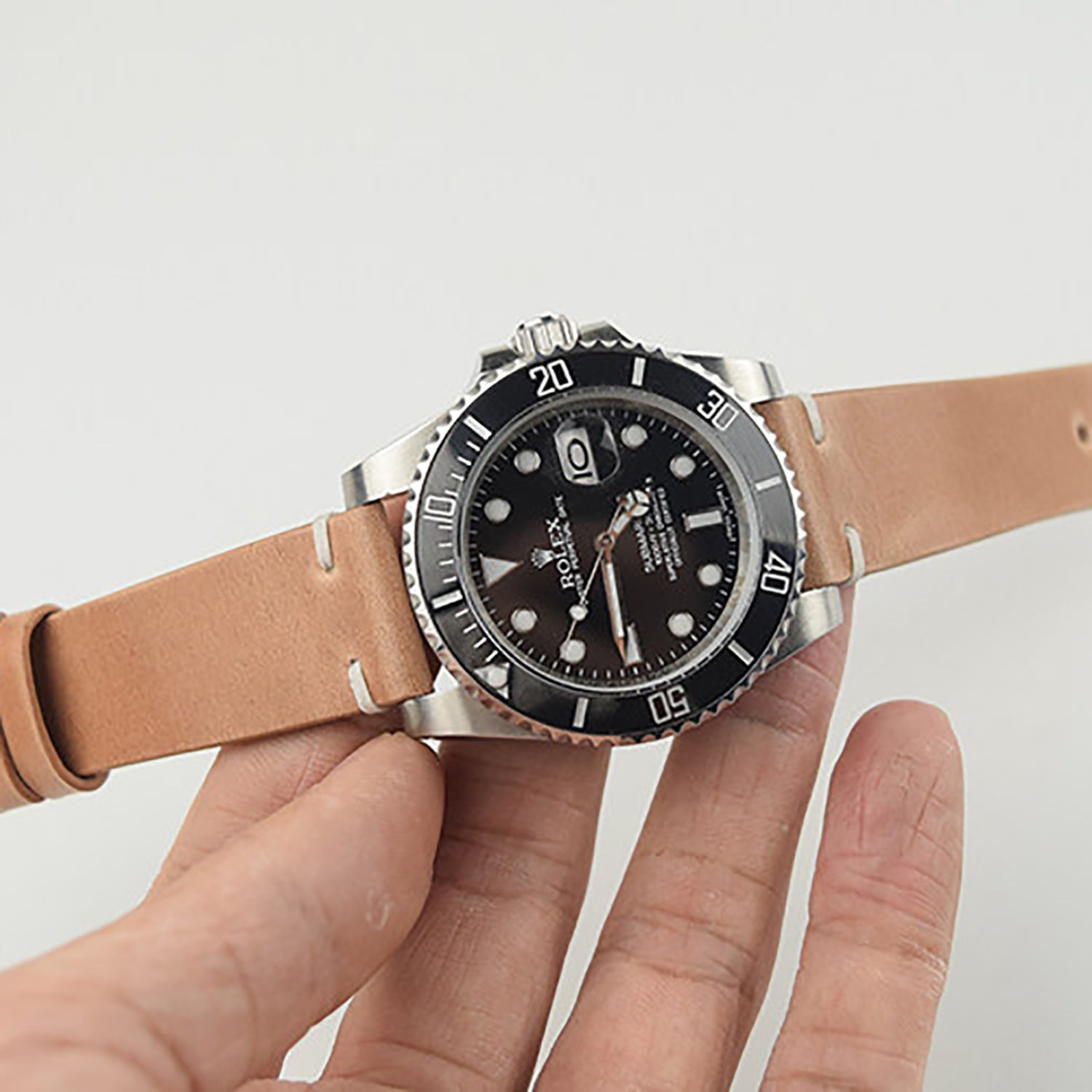 New Year Double-Sided Horsehide Leather Watch Strap - Minimalist Design, Retro Style, Handcrafted with Precision