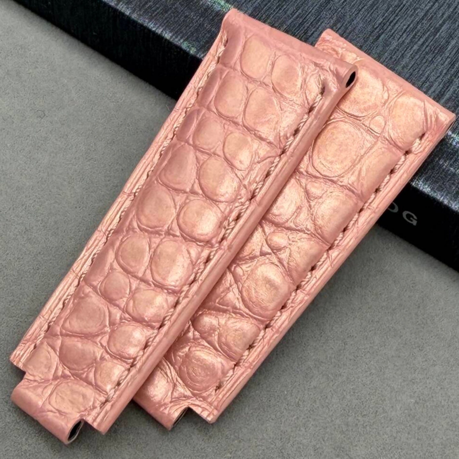 Compatible with Rolex Submariner Pearl Powder Crocodile Leather Watch Strap