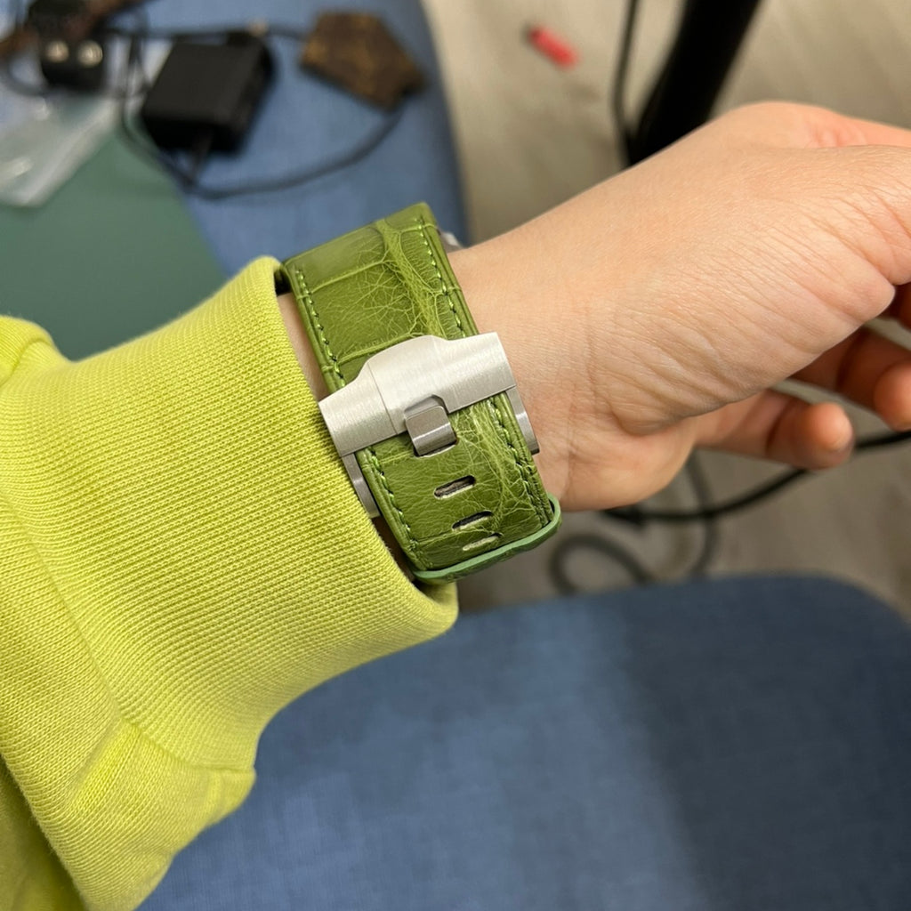 Dark Gray Alligator Leather Watch Strap with Hook-and-Loop Fastener for Audemars Piguet 15720 Royal Oak Offshore