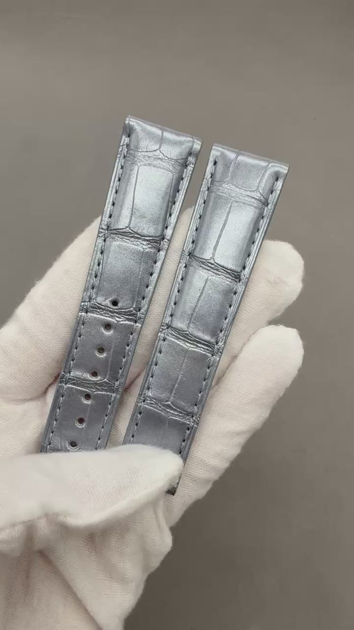Custom Handmade Silver Alligator Leather Watch Strap for OMEGA Seamaster, Speedmaster & De Ville (Model: 431.33.41.21.03.001)