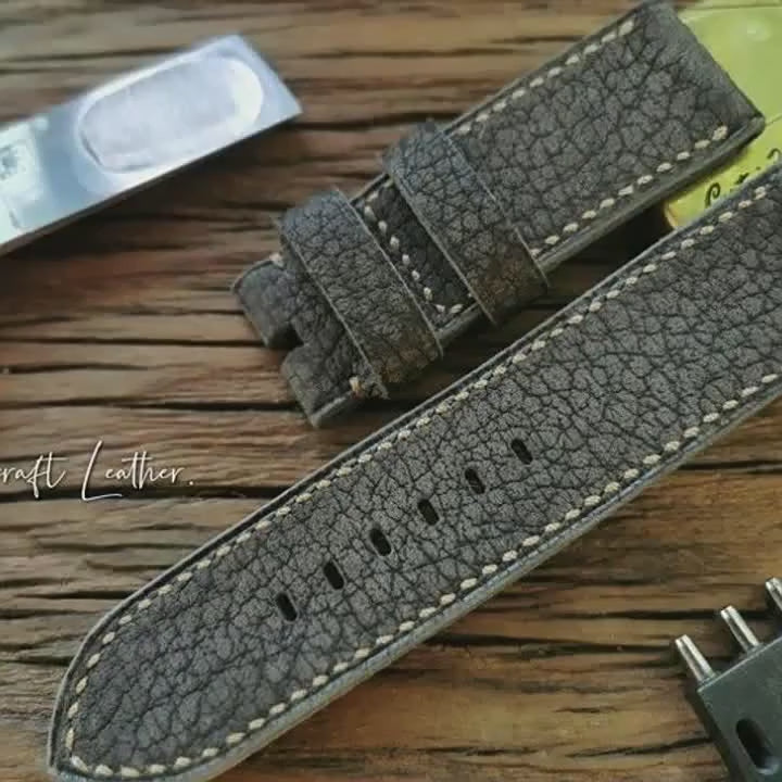 Handmade Vintage Wild Cowhide Leather Watch Strap - Retro Grain, American Rugged Style, Matte Finish, Distressed Look, Soft & Comfortable, Brown Pin Buckle